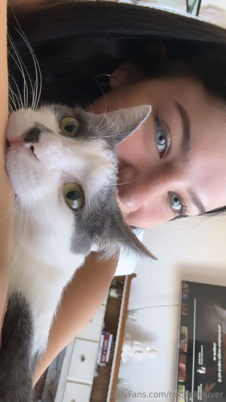 Gloomymichelle nice star picture