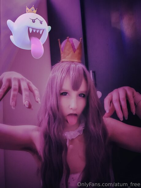 Atum Free perfect actress photos