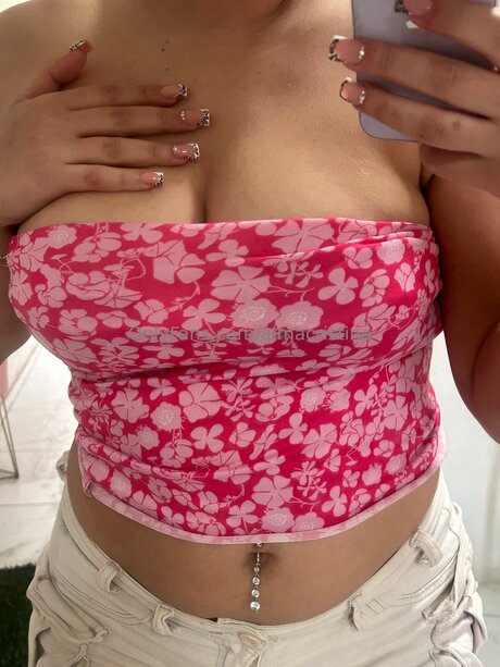 Miamoralma pornstar beautiful img