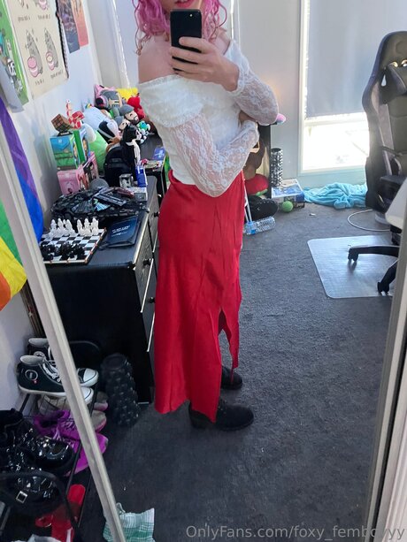Foxy Femboyyy adult model galleries
