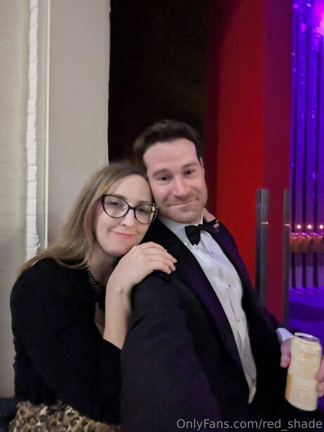 Red Hart model sexy photos