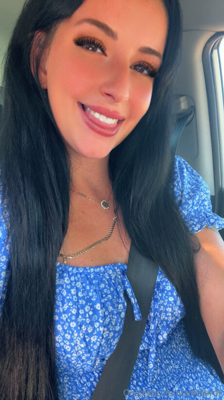 Adhdbritt beautiful model picture