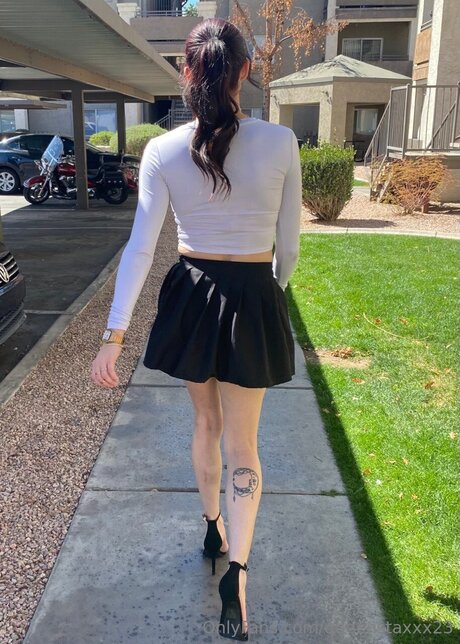 Queenstaxxx23 erotic pornstar pics