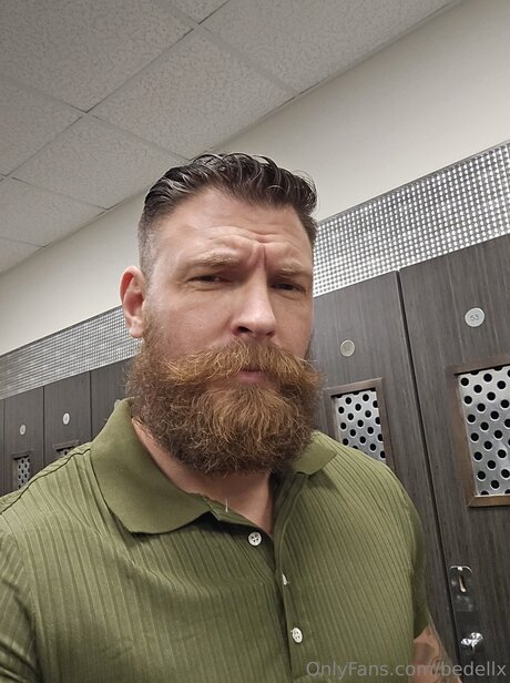 Bedellx pornstar top photo