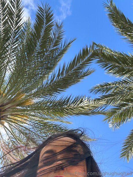 Ughughughx3 star naked img