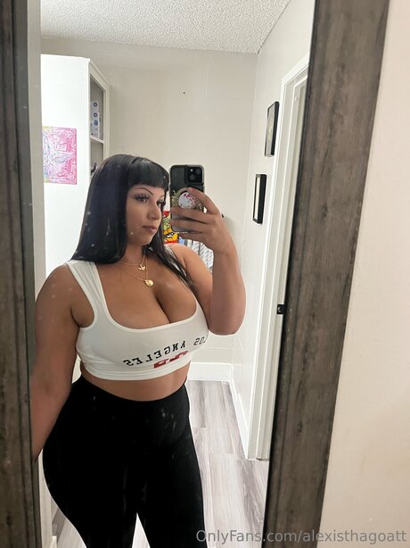 Alexisthagoatt star sexy image