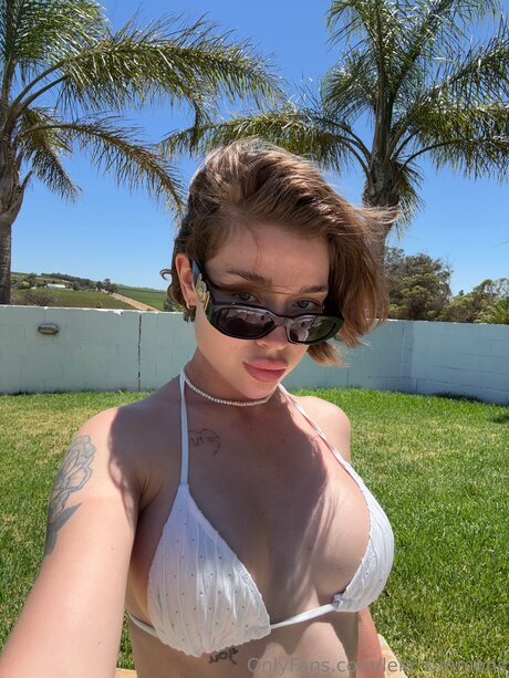 Leia Simmons pornstar top archive