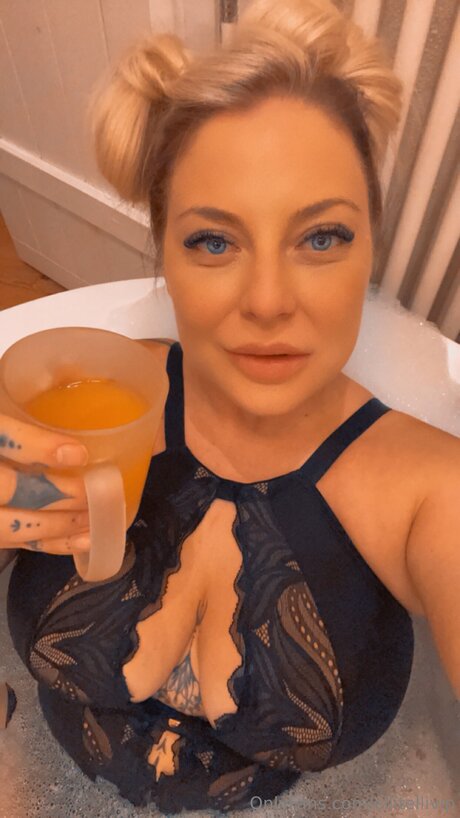 Ellitellivip pretty star gallery