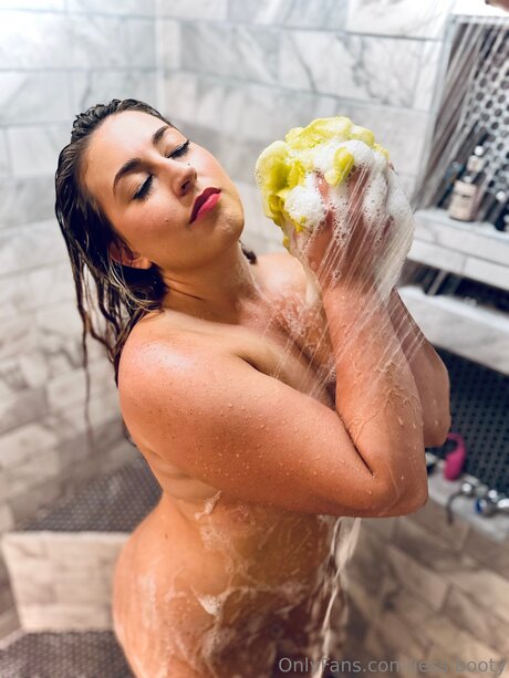 Jess Booty model exclusive picture