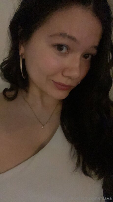 Imava pornstar nude img