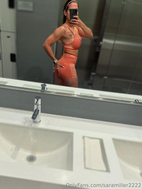 Saramiller2222 pornstar pretty image