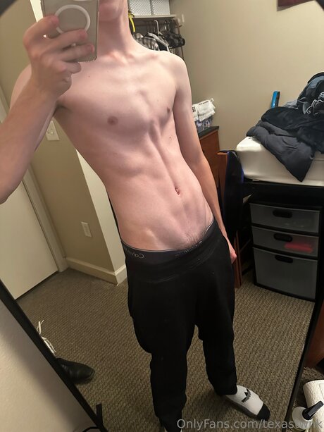 Texastwnk star adult photo