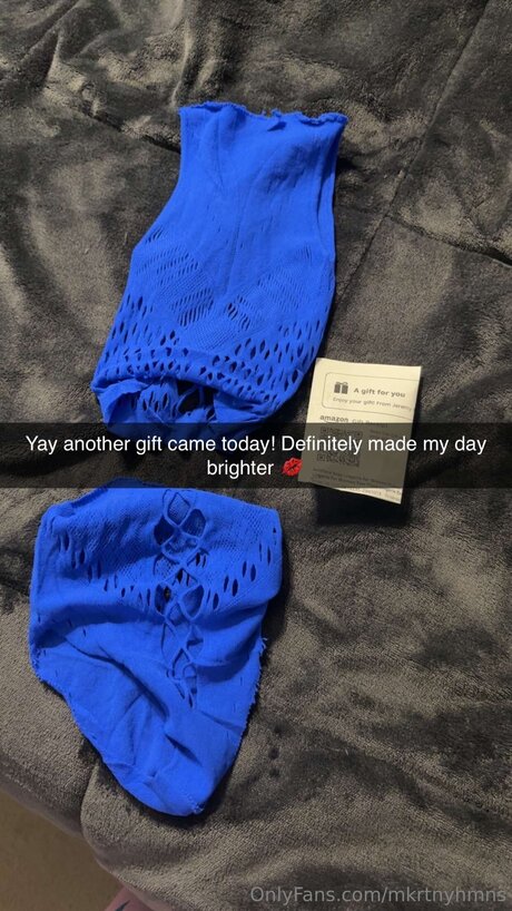 Mkrtnyhmns model sexy photo