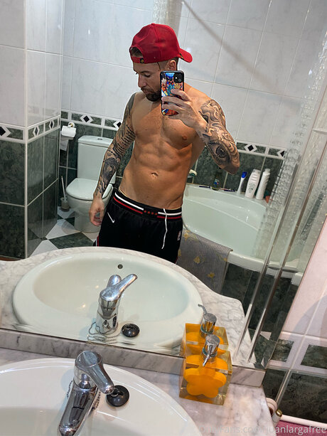 skin onlyfans free sexy images