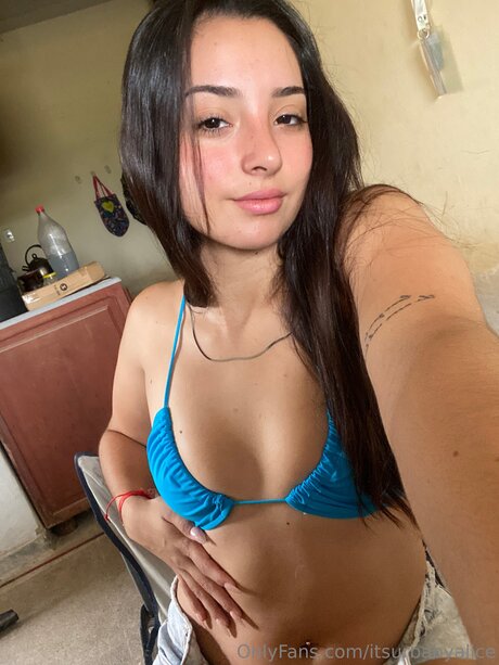 Itsurbabyalice naked star pics