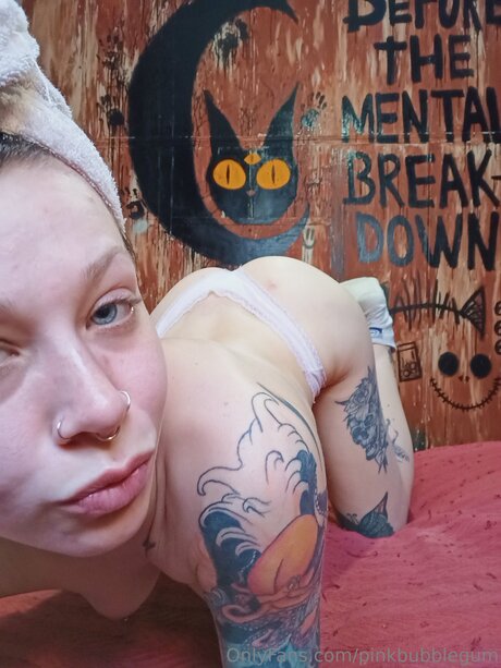 Lilithparadisex naked star photos