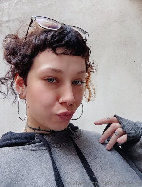 Lilithparadisex pretty model images