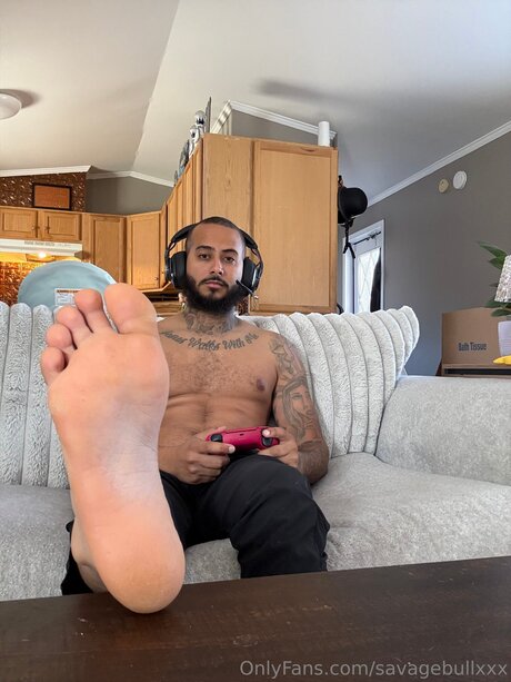 Savagebullxxx adult actress image