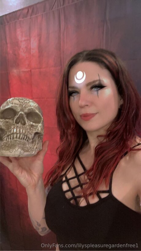 Lilyspleasuregardenfree1 pornstar xxx images