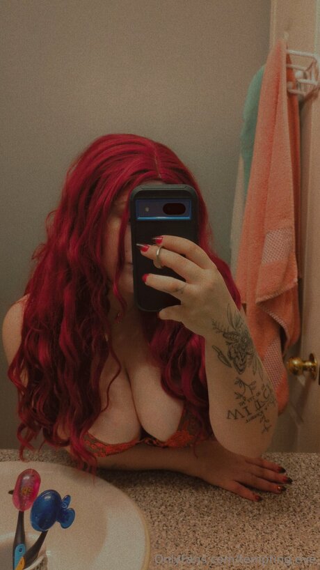 Tempting Eve star porn img