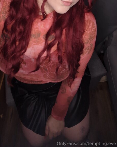 Tempting Eve pornstar perfect photo