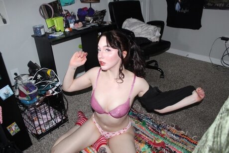 Bl0ve3 hd pornstar pic