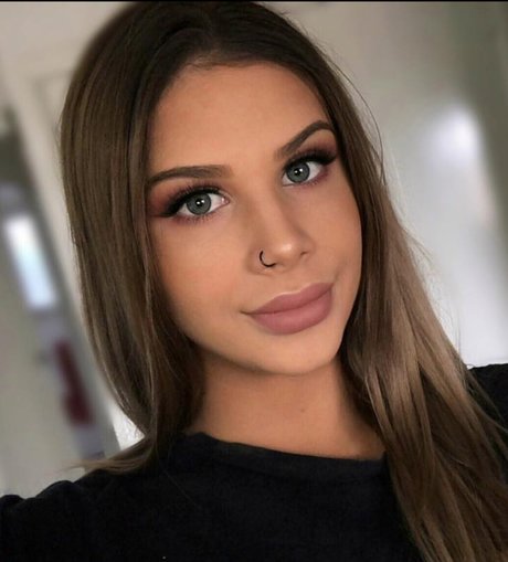 Jaide Samara Francis star adult galleries