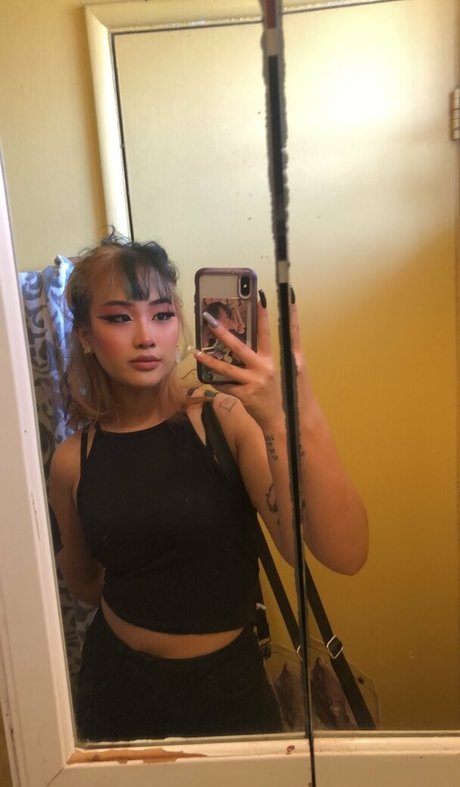 Soraphoria exclusive actress photos