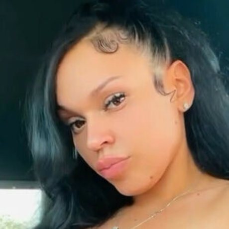 Damndashaa beautiful model picture