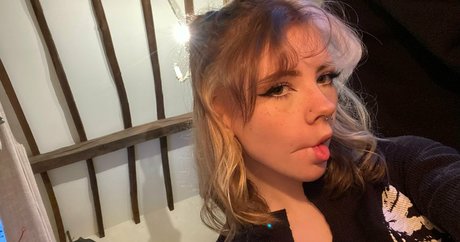 ZeeHell free star gallery