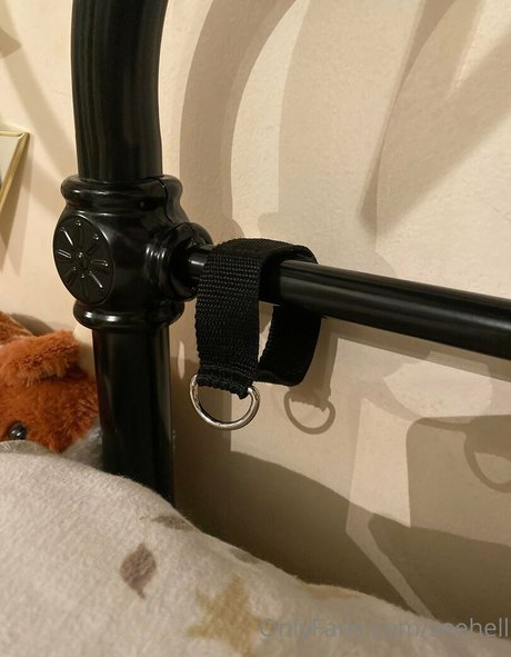 ZeeHell star sex image