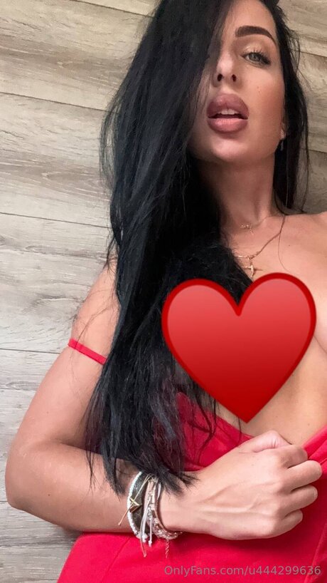 U444299636 nudes actress pics