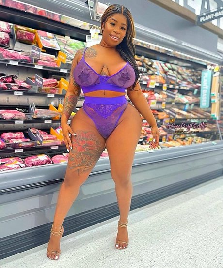 pattaya ladyboy onlyfans erotic pics