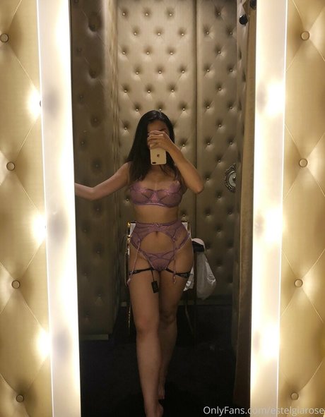 hottest milf onlyfans sexy pic