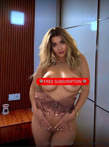 Shymily nude actress picture