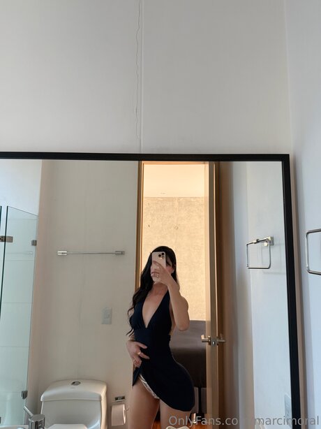 Marcimoral model sexy image