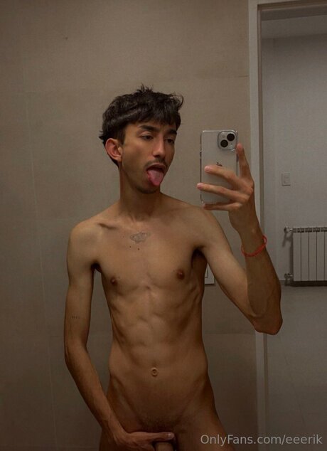 wide onlyfans hot sexy pic