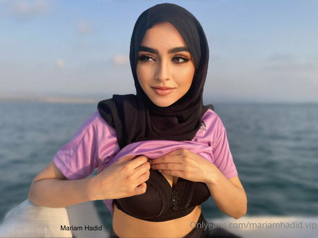 Mariam Hadid model nice pics