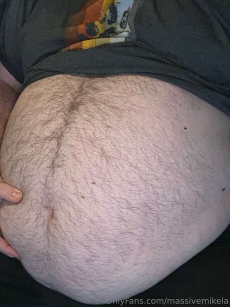 Massivemikela xxx model pics