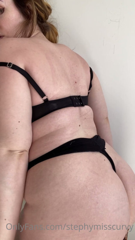 _Stephy Miss Curvy nude pornstar archive