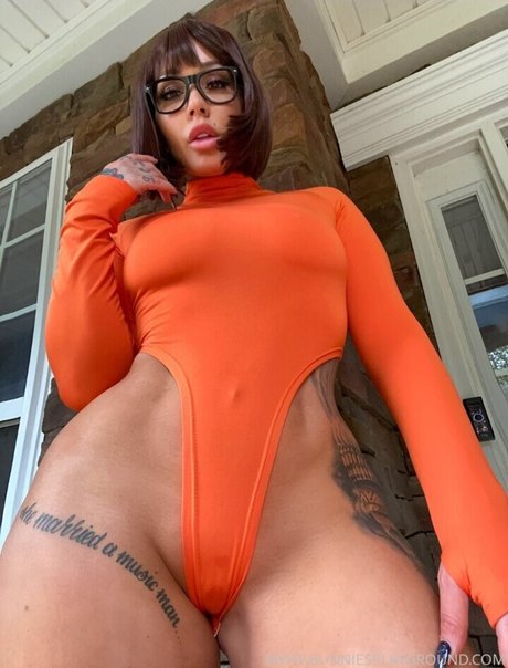 Bunnie Xo pornstar high quality image