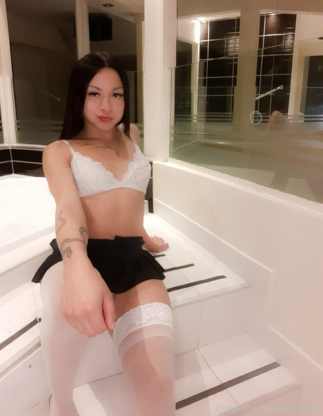 Agustina Cubas model sexy photo