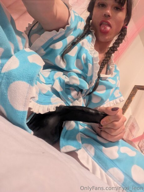 blonde wife onlyfans adult pic