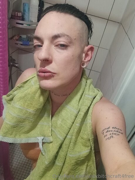 Alexbitchcraft4free xxx pornstar img