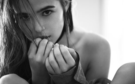 Zoey Deutch star beautiful photo