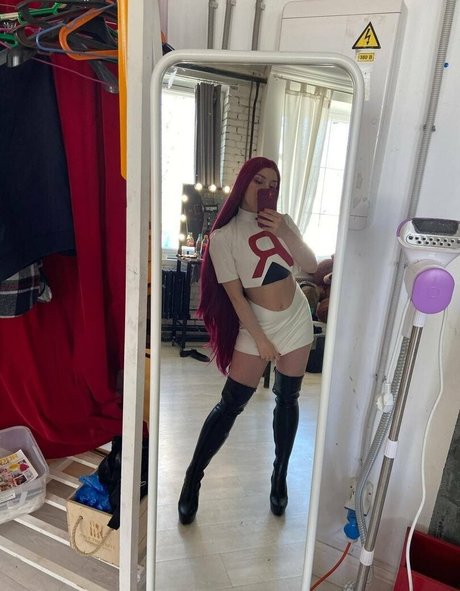 zoevolfcos nudes model pic