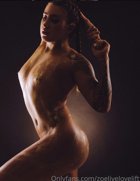 Zoe Rodriguez top model img