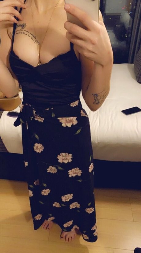 zoee12 pornstar art photo