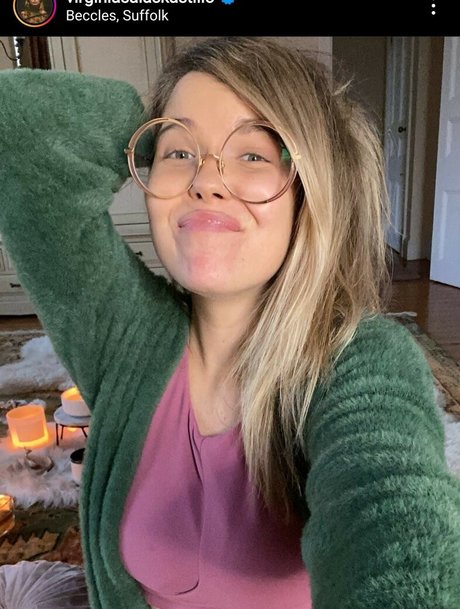 Virginia Salas Kastilio star naked pic