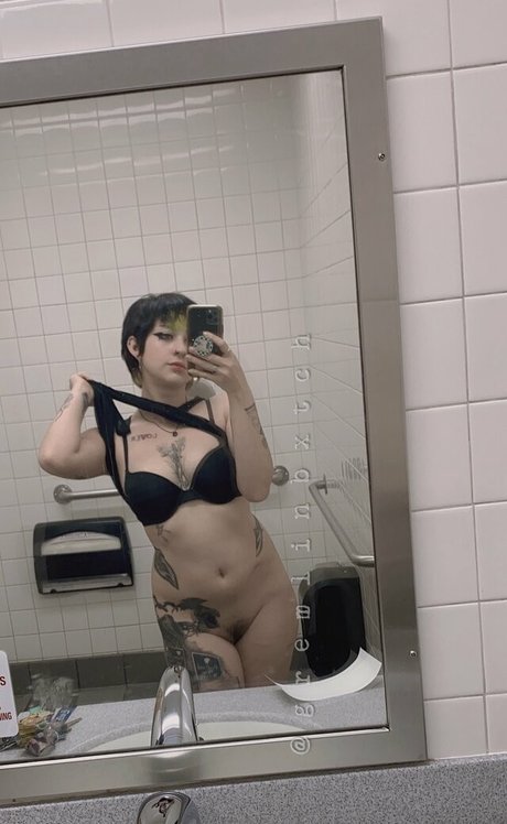 hottest milf onlyfans sex pictures